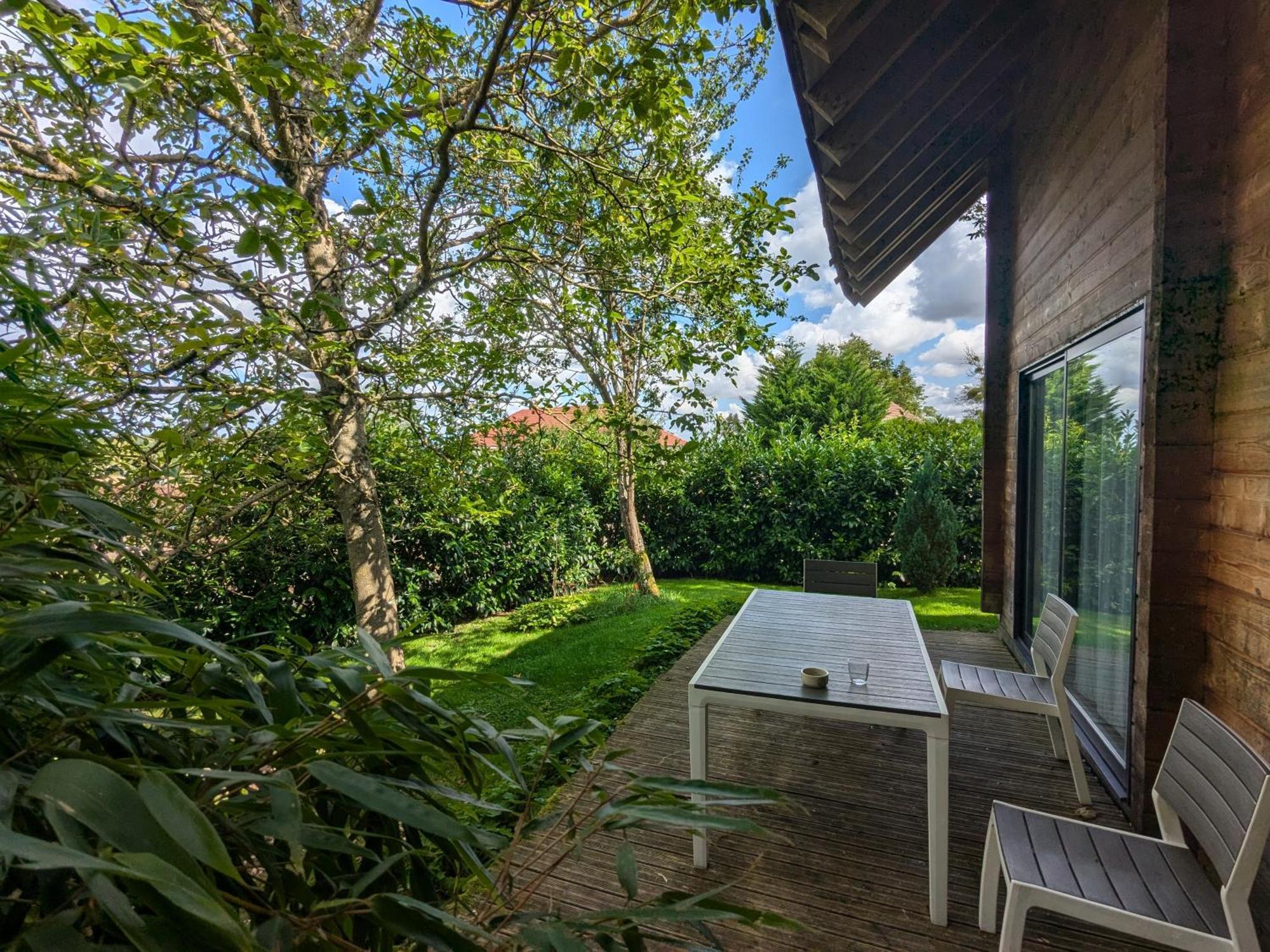 Les Chalets Aux Gites D'Orient Géraudot Εξωτερικό φωτογραφία